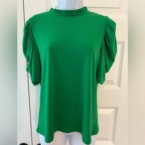 LIKE NEW! CeCe Puff Green Sleeve Blouse - Size M